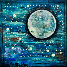 Load image into Gallery viewer, Starry Eyed